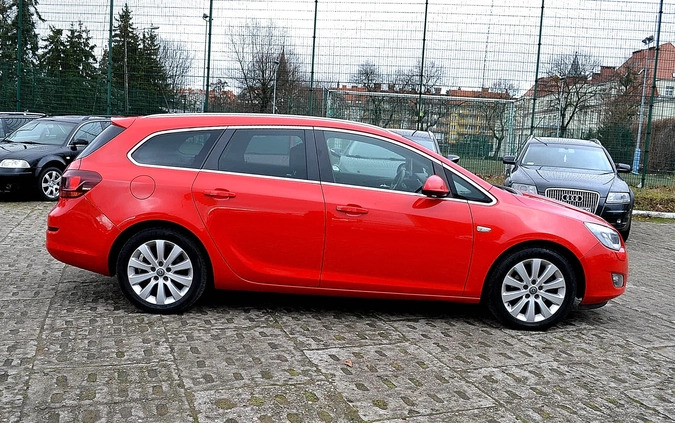 Opel Astra cena 26800 przebieg: 178241, rok produkcji 2011 z Dąbrowa Górnicza małe 254